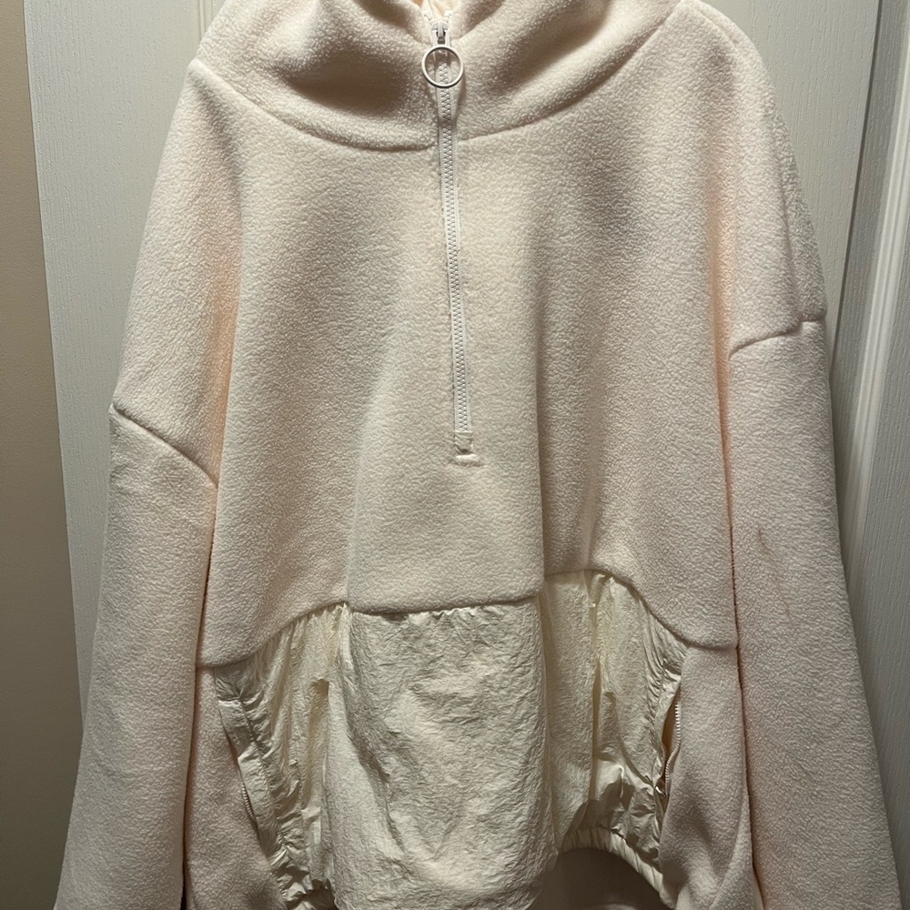 Fabletics pullover hoodie